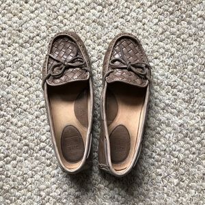 Frye Women’s Driver size 6 1/2 - Grey/Taupe